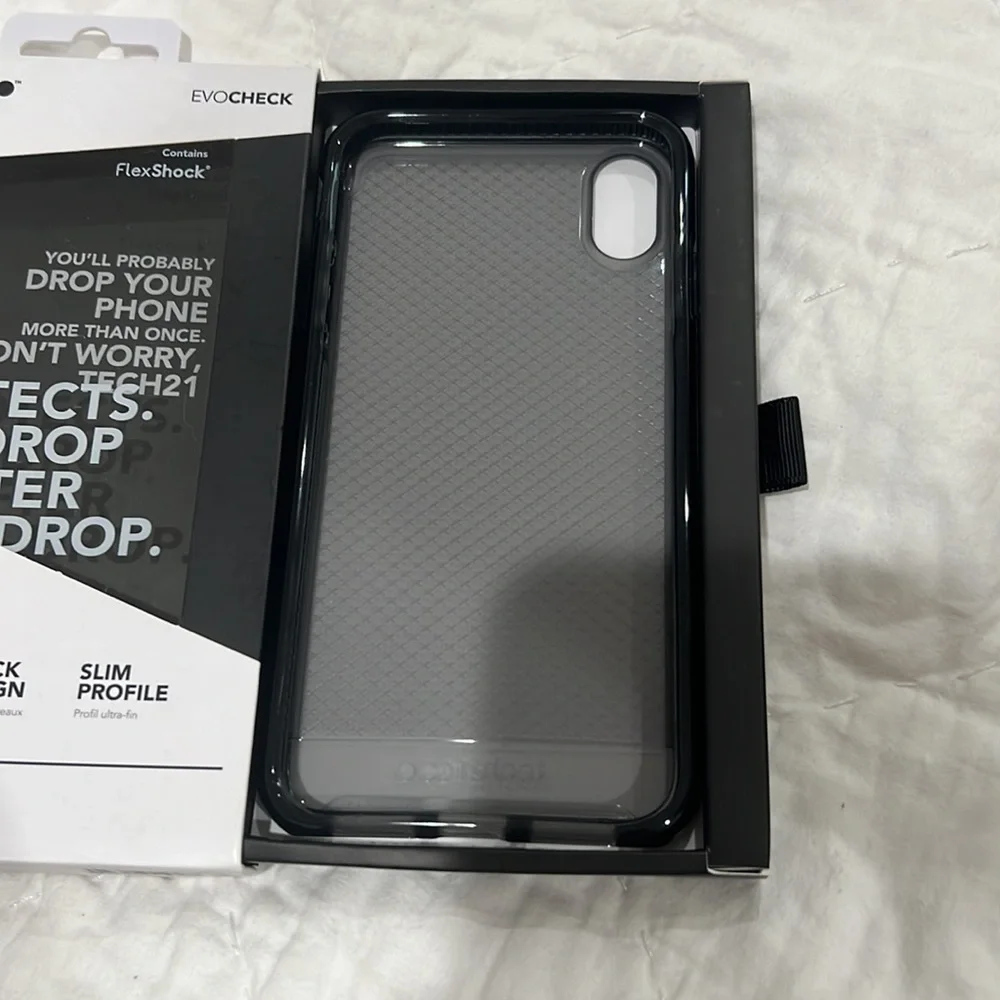 Brand New in Box tech21 EvoCheck Clear Black iphone case Xs Max